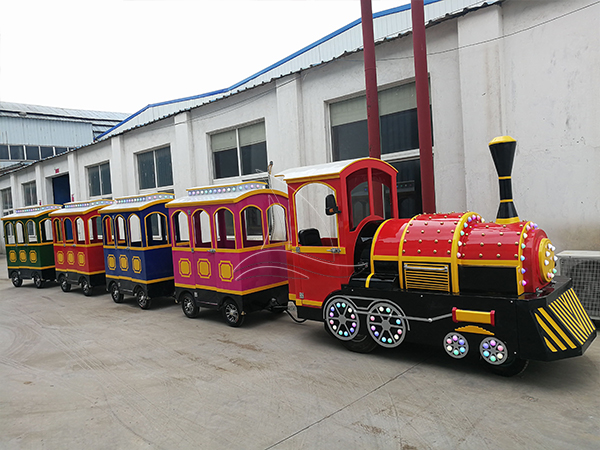Trackless train for kids