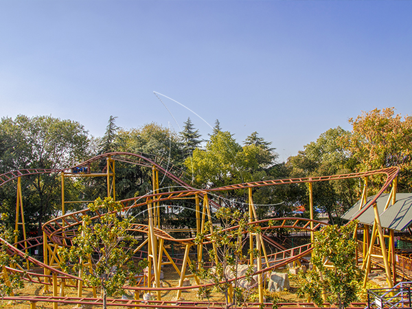 Popular attraction-Children's mini roller coaster ride